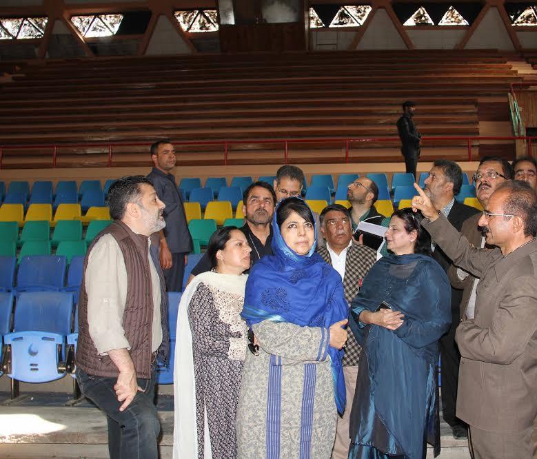 CM tours Srinagar city